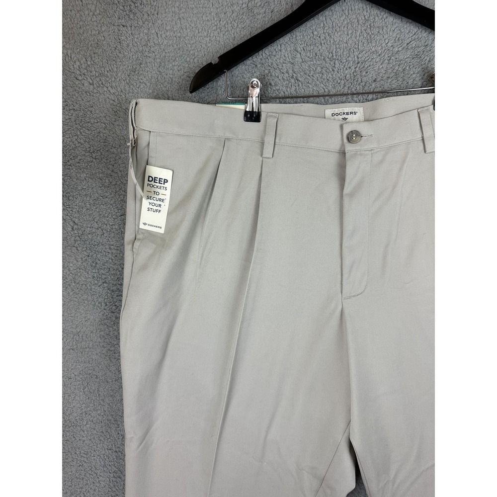 Dockers Easy Khaki Pants Mens 46x29 Beige Big Tall Pleated Comfort Waistband New